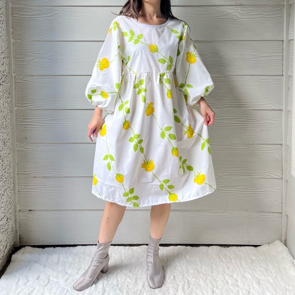 Christian Dior | Handmade Vintage Christian Dior Yellow Roses Dress SKU 07066 - Picture 14 of 15